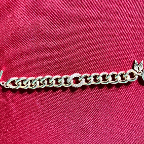 Victoria’s Secret Chain Link Bracelet - Picture 6 of 9